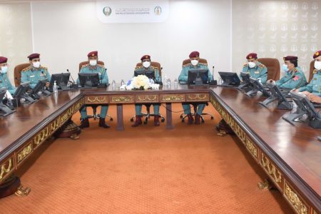 اللواء علي بن علوان يترأس اجتماع اللجنة العُليا الدائمة الأول 2022