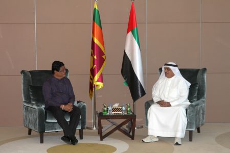 غرفة رأس الخيمة تلتقي وزير التجارة والصناعة بجمهورية سريلانكا