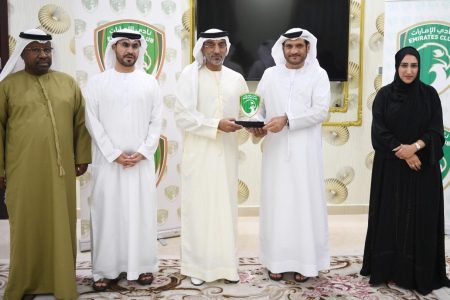 نادي الإمارات يطلق المجلس الرمضاني الأول بندوة الرياضة بالمفهوم الاقتصادي