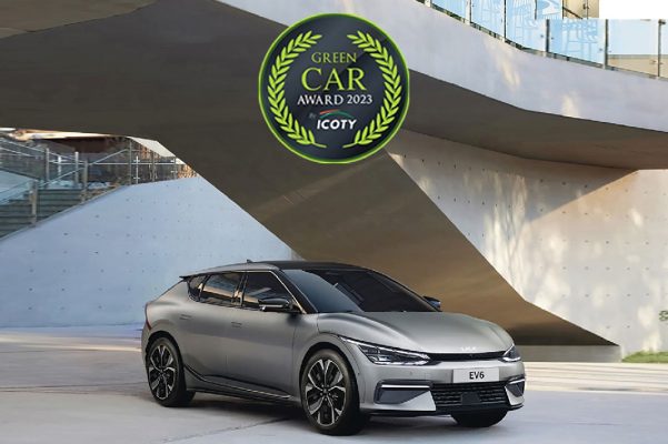 كيا كارينز تفوز بلقب سيارة العام 2023 في الهند و EV6 تحصد جائزة السيارة الخضراء
