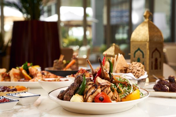 فندق سانت ريجيس دبي، النخلة يطلق بوفيه إفطار رائع في مطعم”كورديليا”طيلة شهر رمضان المبارك 