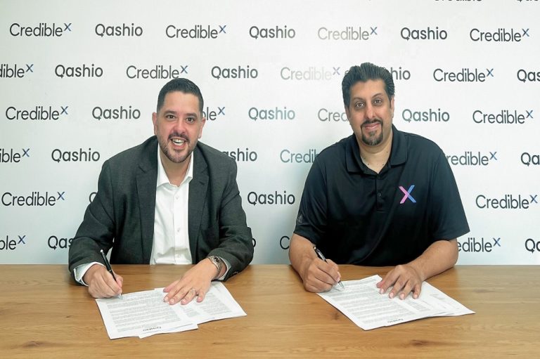 Image-Image-Armin-Moradi-Co-Founder-and-CEO-of-Qashio-and-Ahmad-Malik-Co-Founder-of-CredibleX-signing-the-partnership-agreement