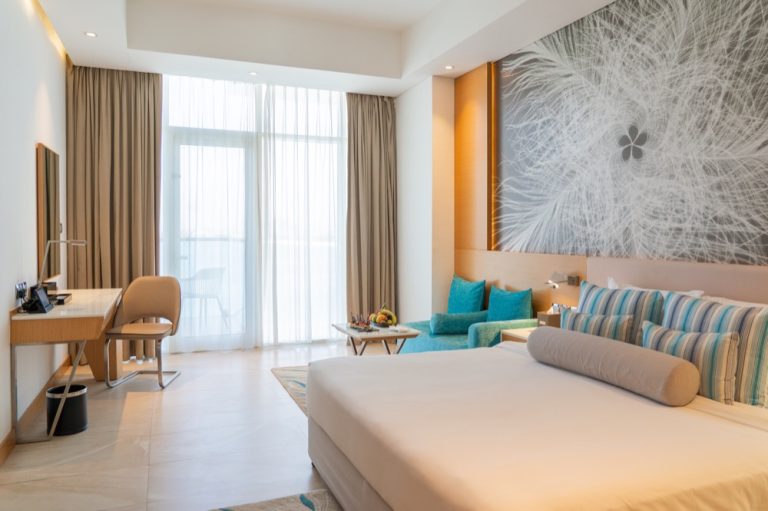 Room-at-Royal-Central-Hotel-The-Palm