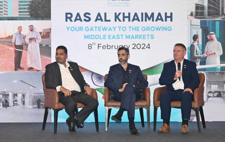 RAKEZ-team-interacts-with-Indian-investors-during-a-business-meet-in-Mumbai