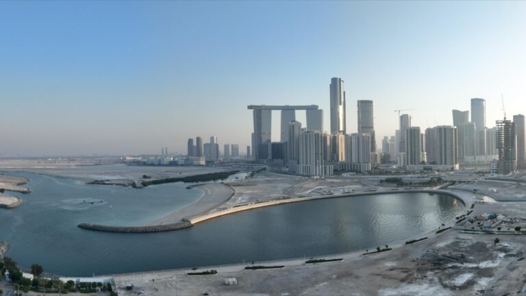 Image - Prime Plots in Abu Dhabi’s Thriving Real Estate Market